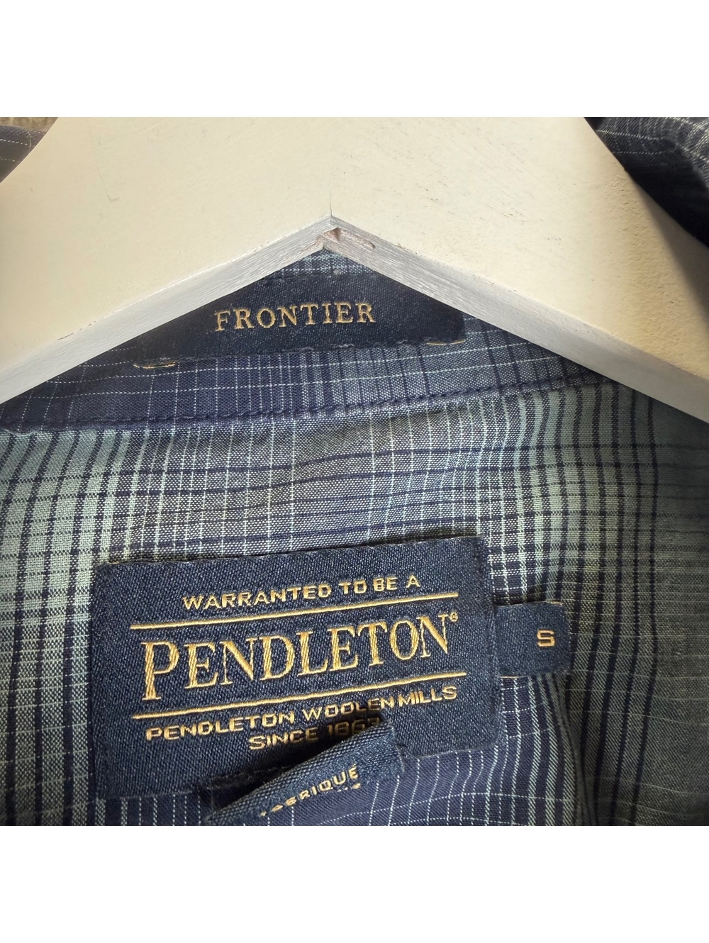 Pendleton Men’s Blue Plaid Frontier Shirt Size S Button Down Made in USA - Picture 3 of 8